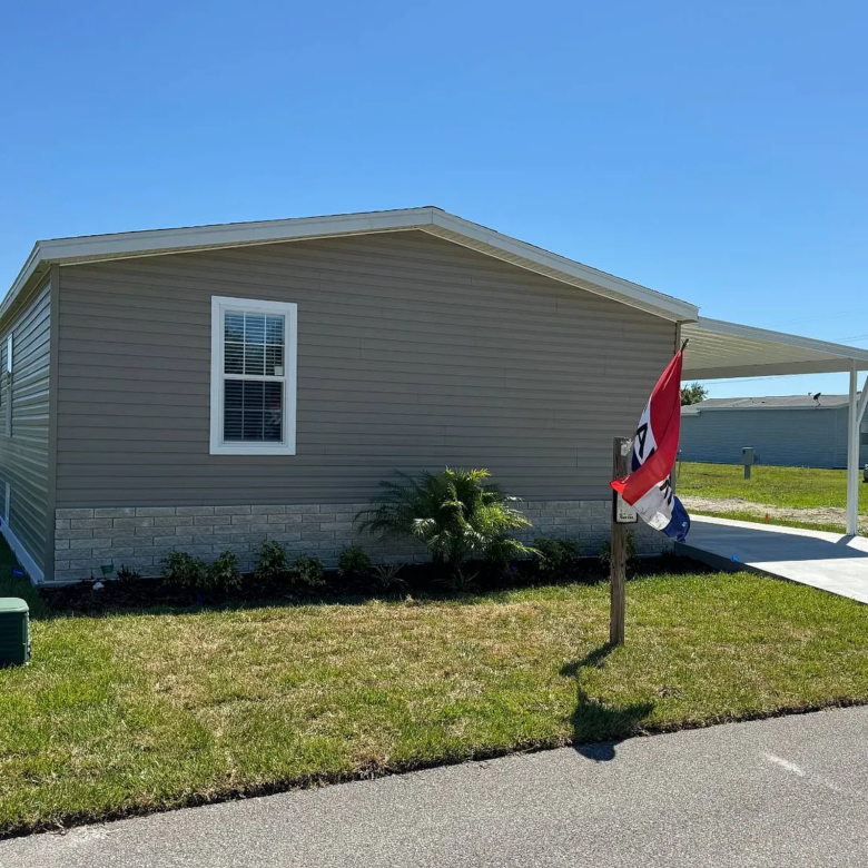 3/2 Jacobsen Manufactured Home