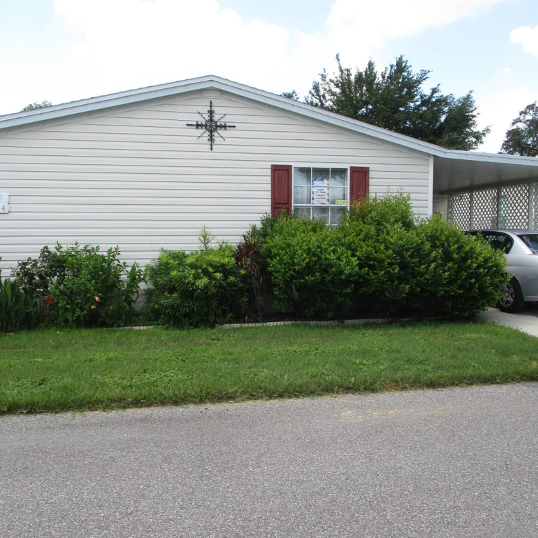 3/2 Fleetwood Manufactured Home