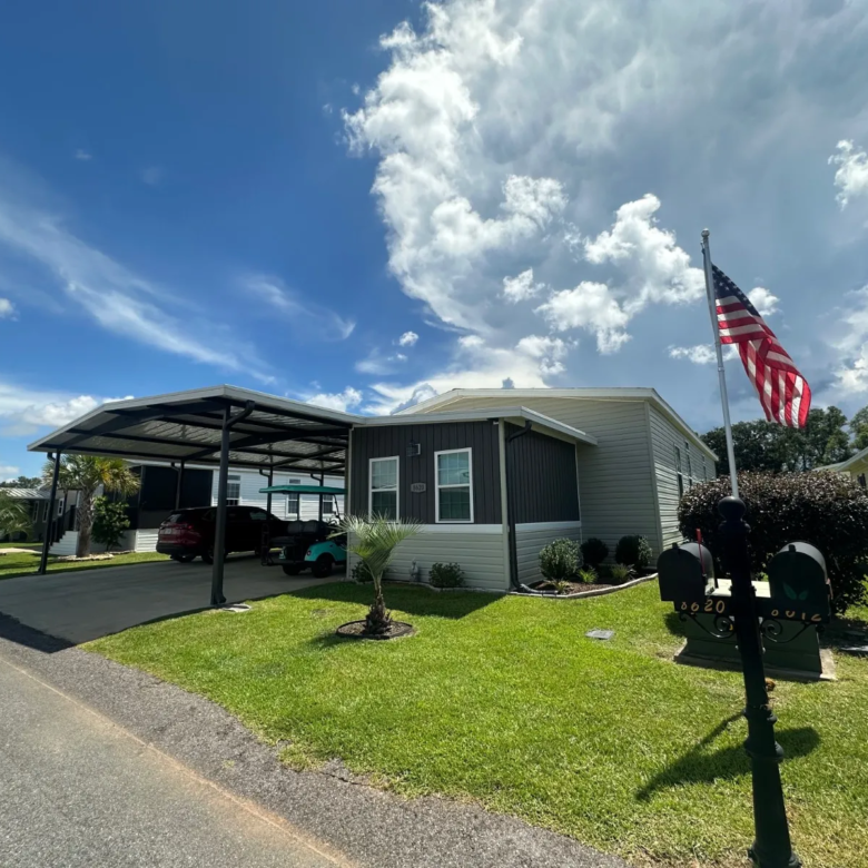 3/2 Jacobsen Manufactured Home