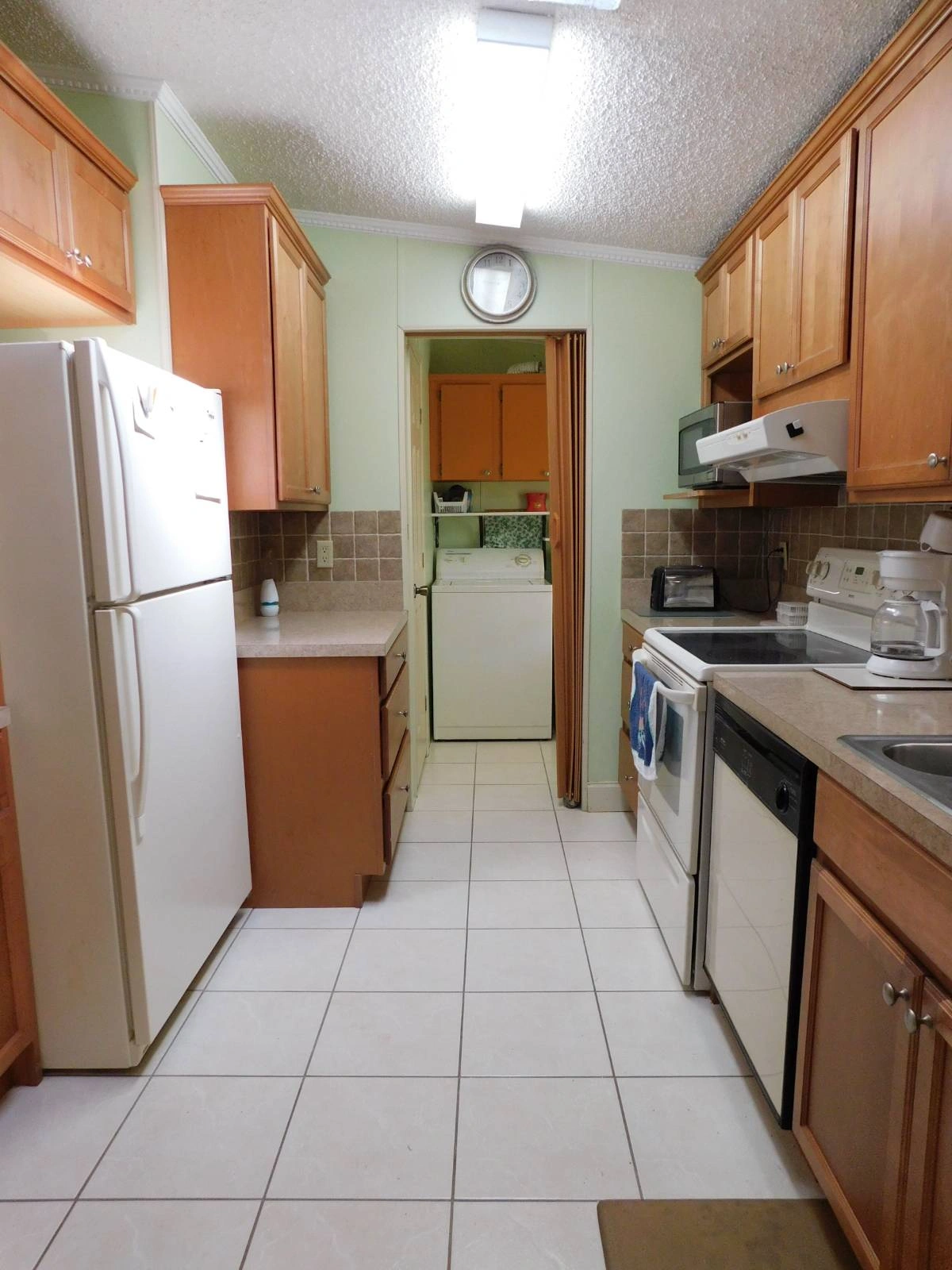 32 Redman Manufactured Home (25)