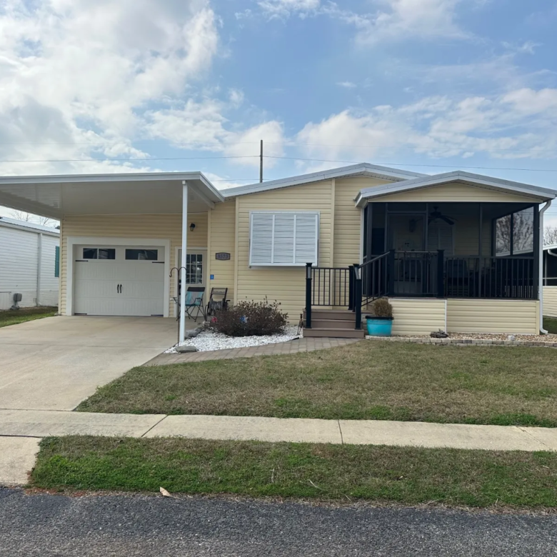 2/2 Jacobsen Manufactured Home