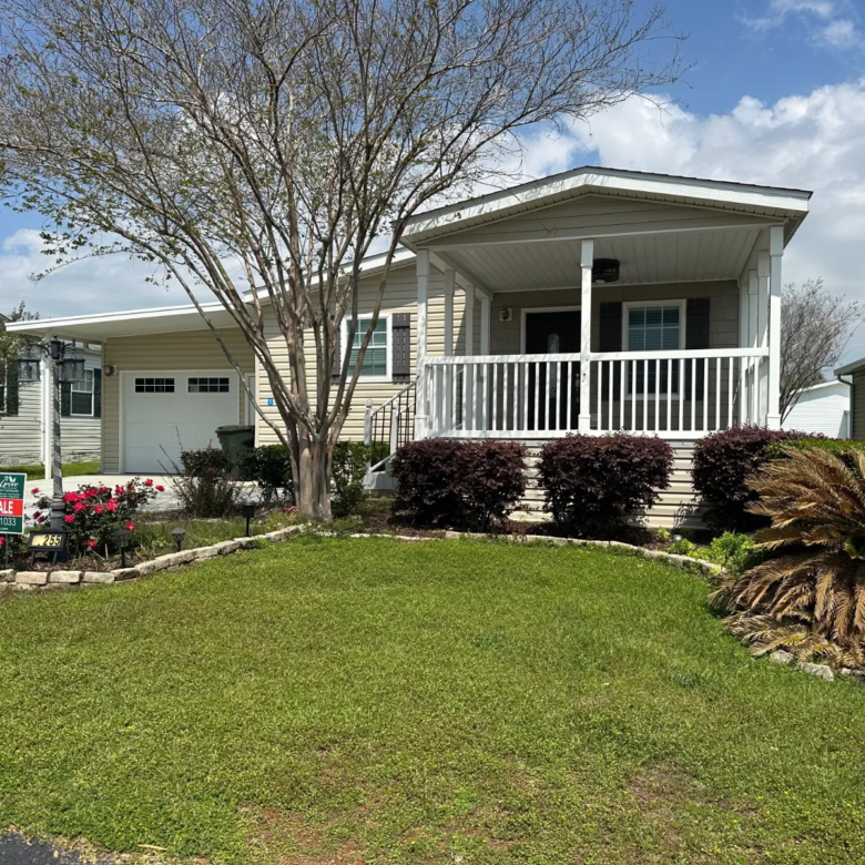 3/2 Jacobsen Manufactured Home