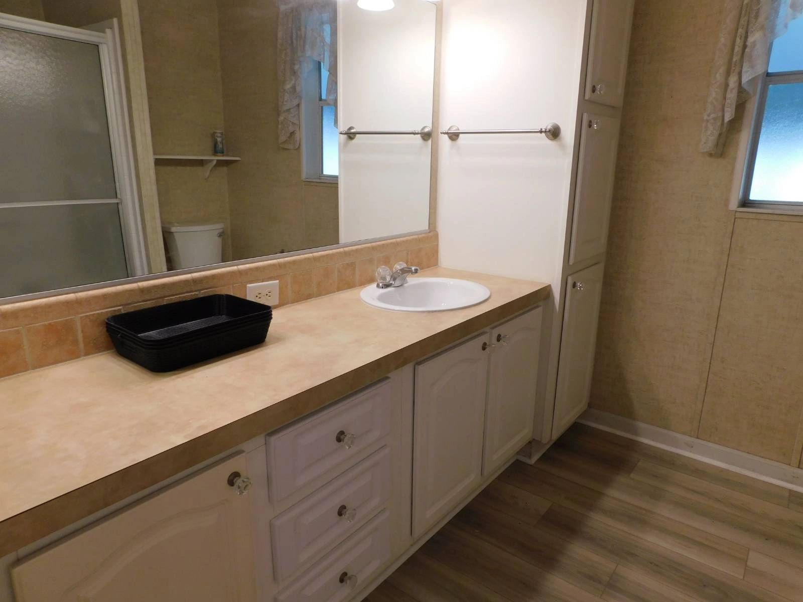 2&2 Palm Harbor Manufactured Home, 11146 Mustang Drive(15)