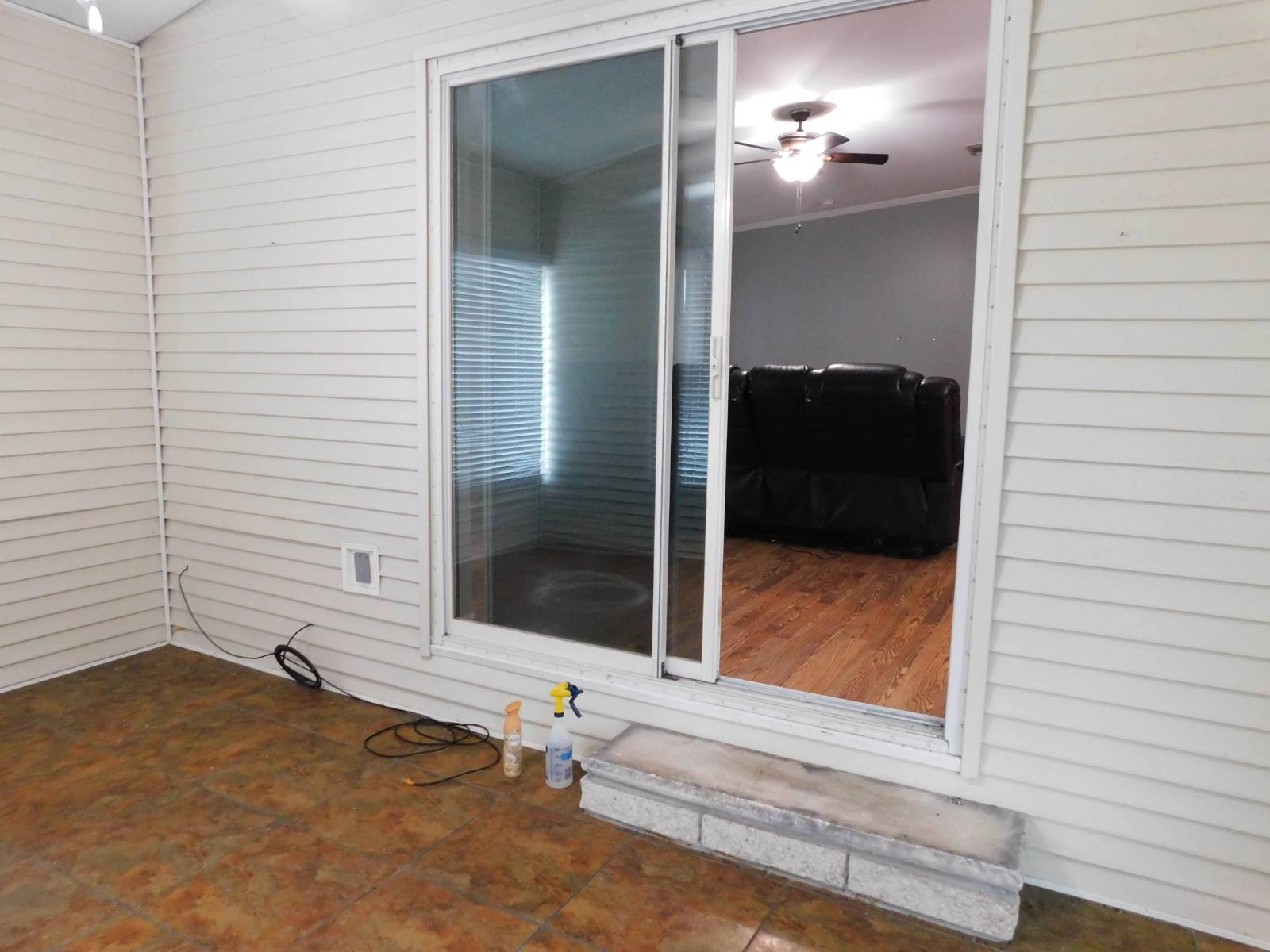 2&2 Palm Harbor Manufactured Home, 11146 Mustang Drive(18)