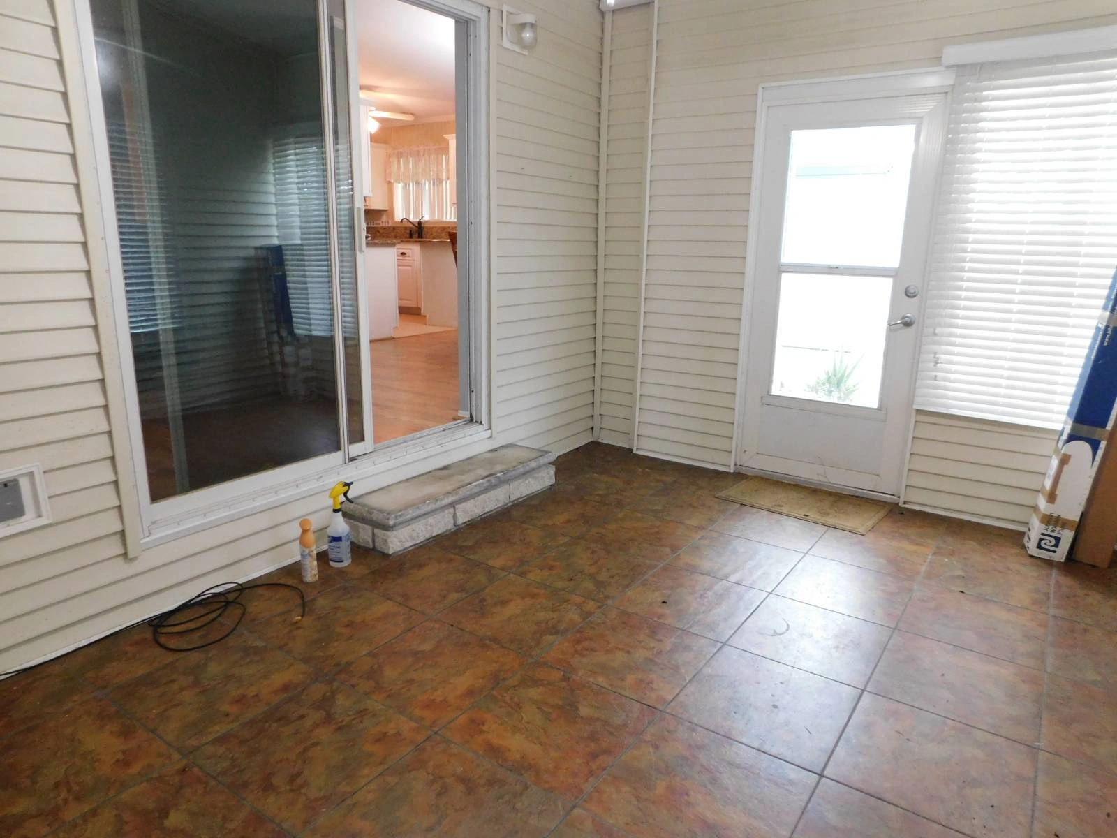 2&2 Palm Harbor Manufactured Home, 11146 Mustang Drive(20)