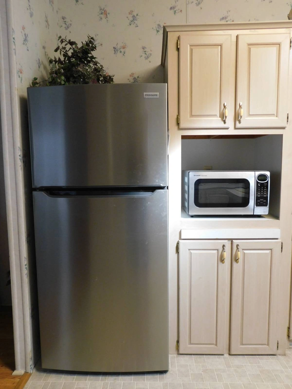 2&2 Redman Manufactured Home 11054 Mustang Drive(21)