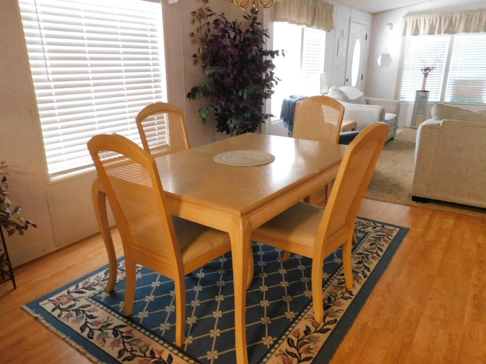 2&2 Redman Manufactured Home 11054 Mustang Drive(26)