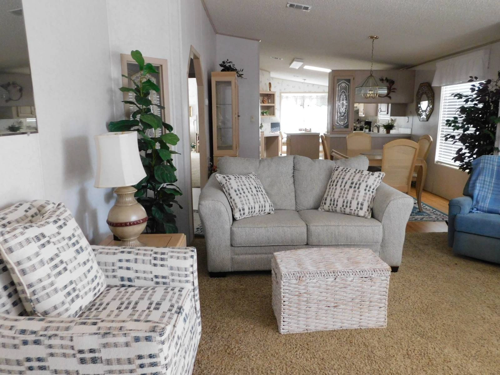 2&2 Redman Manufactured Home 11054 Mustang Drive(30)