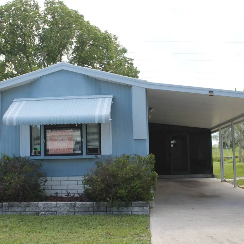 2/2 Roya Manufactured Home
