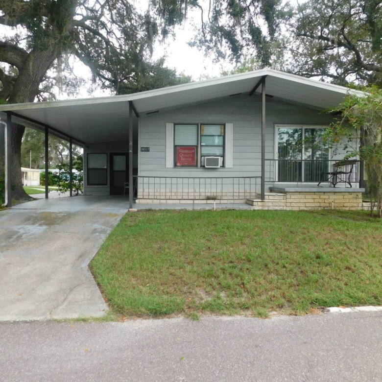 2/2 Fleetwood Manufactured Home