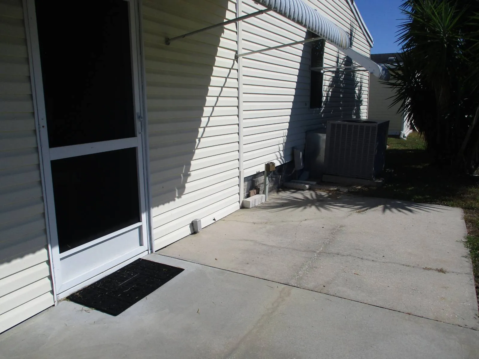 2&2 Jacobsen Manufactured Home 8100 Cedar Creek Drive (4)