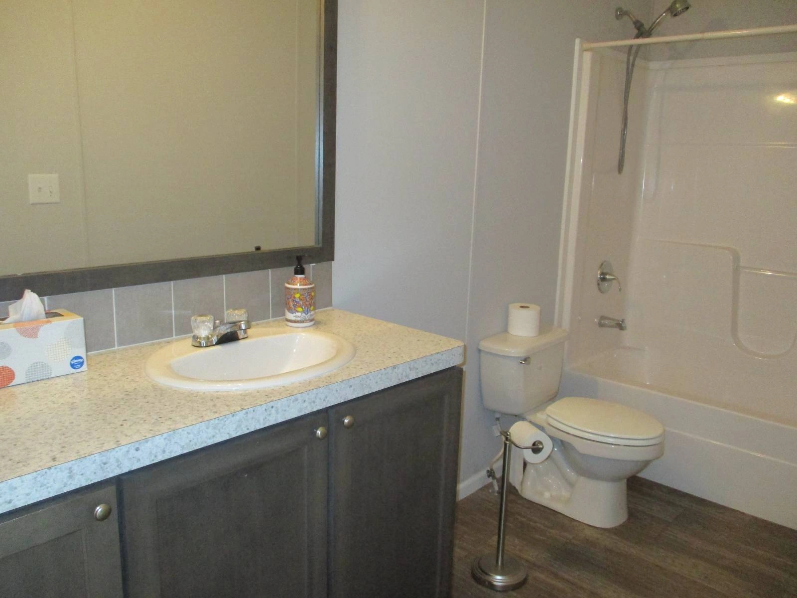 2&2 8131 Palm Harbor Manufactured Home (2)