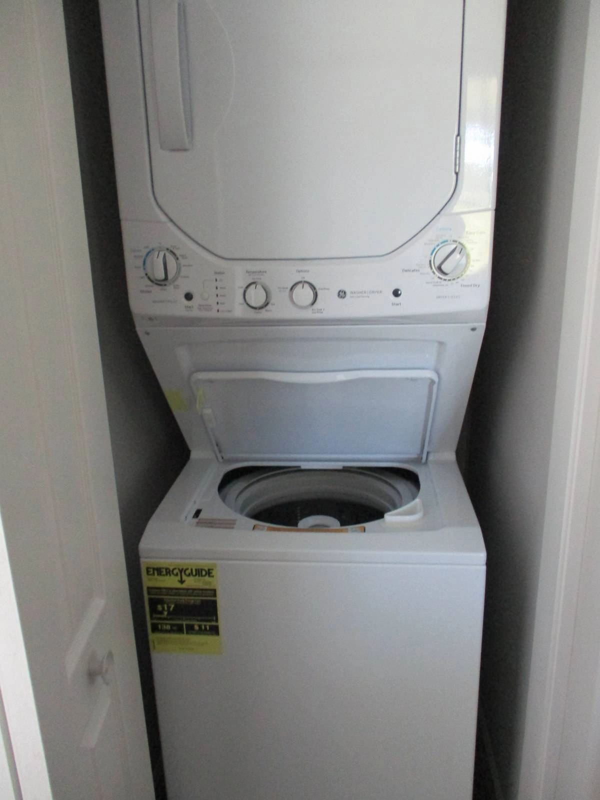 2&2 8131 Palm Harbor Manufactured Home (32)