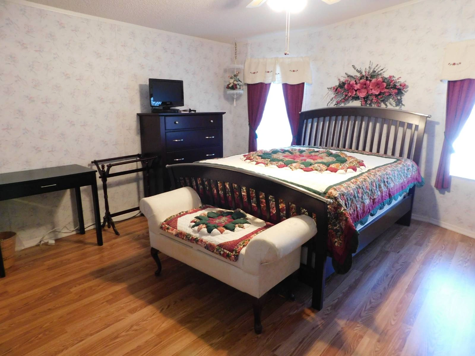 2&2 Palm Harbor Manufactured Home (26) street lighting, jacobsen homes for sale florida, the reserve at grand valley homesites, financing options, single wide homes