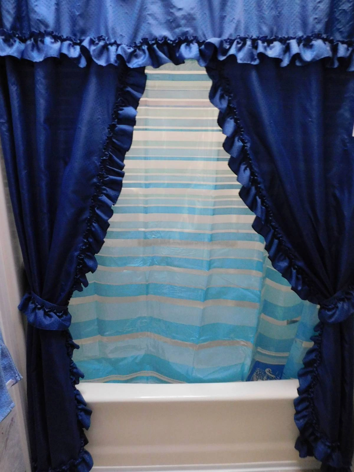 2&2 Palm Harbor Manufactured Home (44) card room, Champion Homes, Palm Harbor Manufactured Home, manufactured homes near disney 55+, Jacobsen Homes, mobile home com