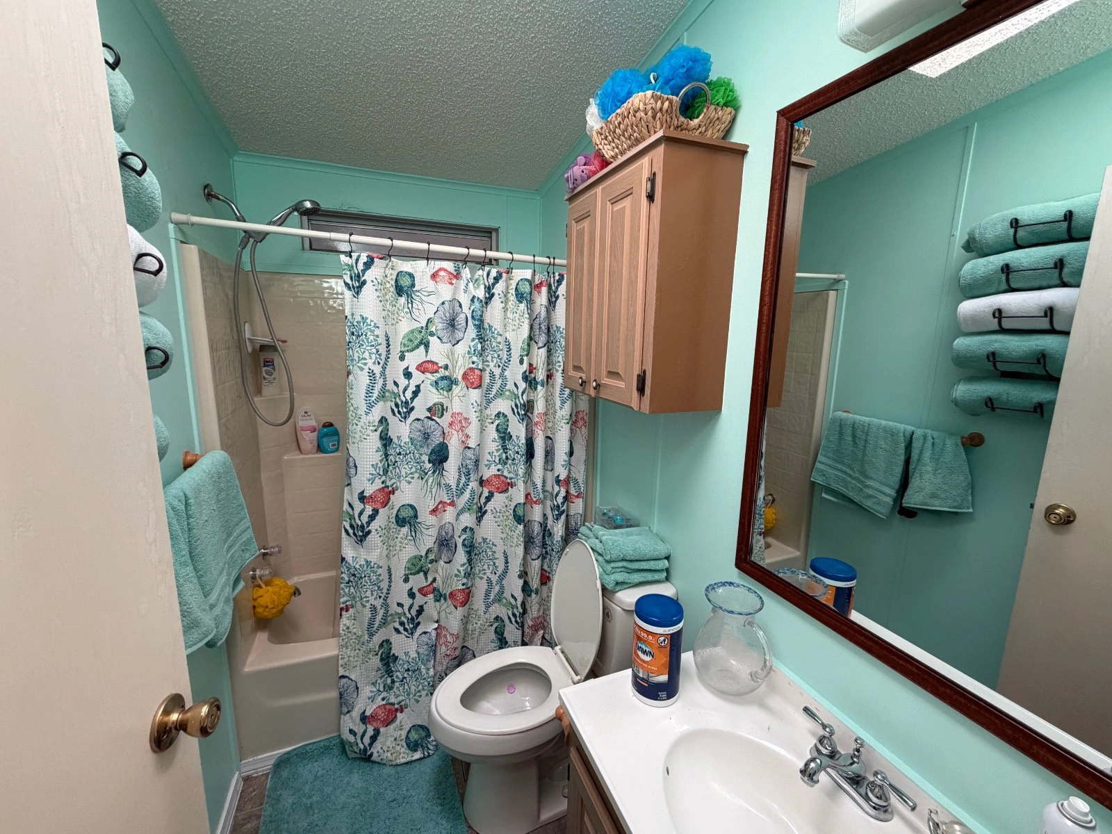 3&2 10916 Homes of Merit Manufactured Home (20) Zephyrhills FL, senior living communities, homes of merit for sale florida, Homes of Merit Manufactured Home, heated pool 55+