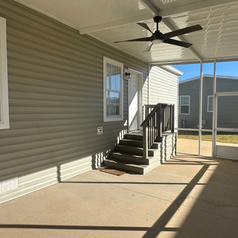 twice-weekly trash pickup, Jacobsen Manufactured Home, homes of merit for sale florida, picnic pavilion, TownHomes, land leas