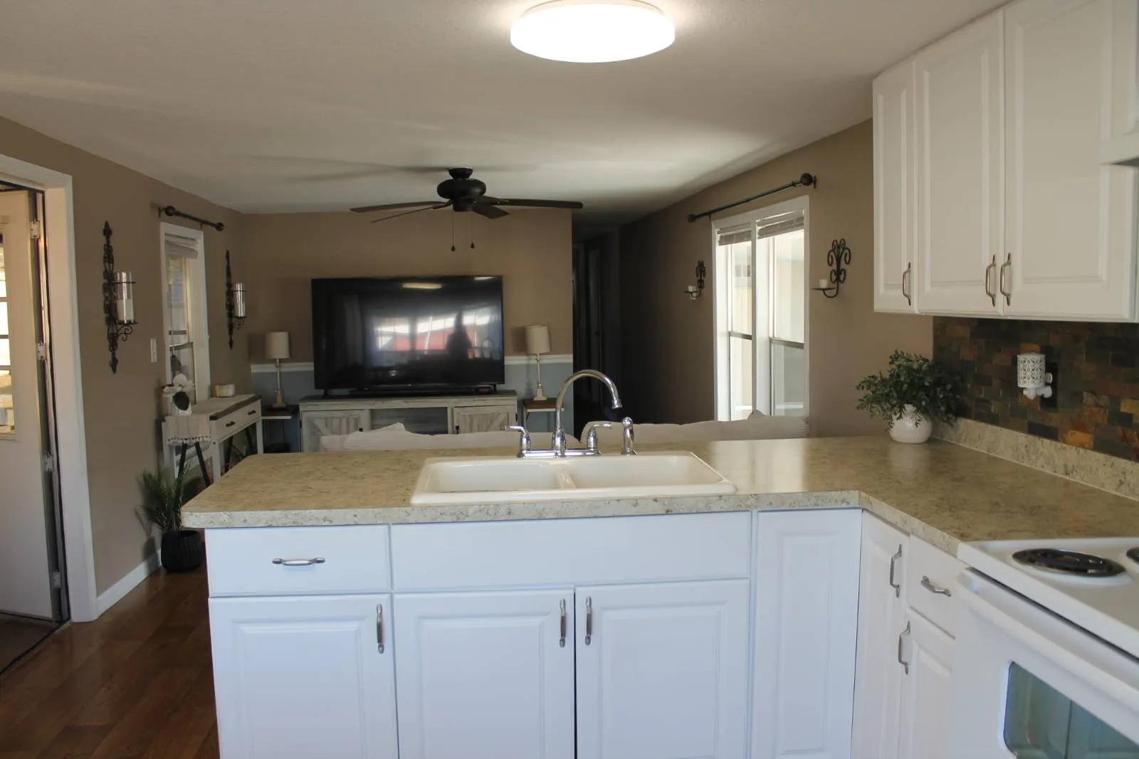 21 Camelot Manufactured Home (10) senior living communities, Camelot Manufactured Home, new double wide homes florida 55+, florida 55+ community with boat ramp