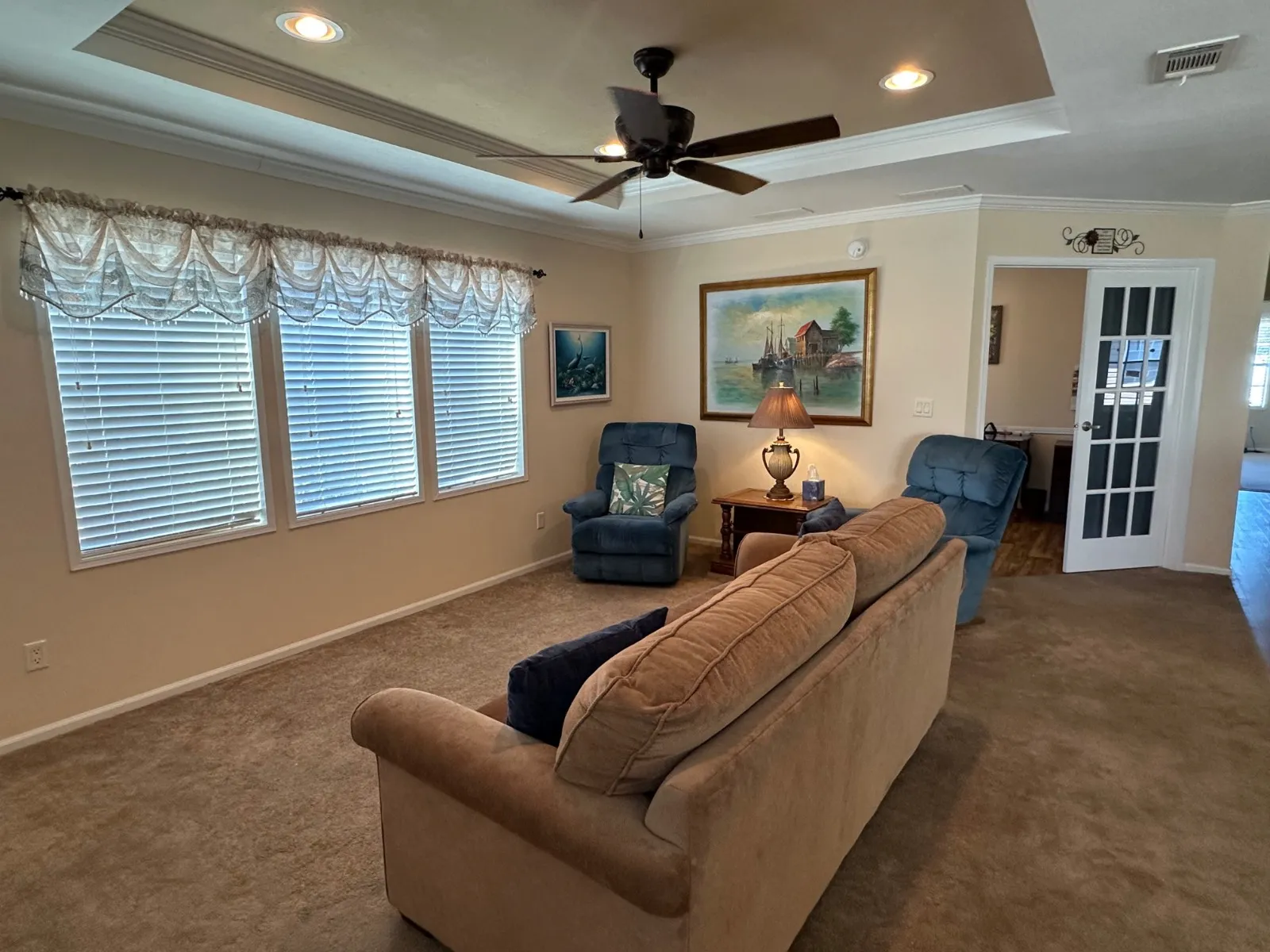 22 Jacobsen Manufactured Home (21) fleetwood mobile homes zephyrhills, New Port Richey FL, 55+ manufactured home communities, fishing lake, Jacobsen Manufacture