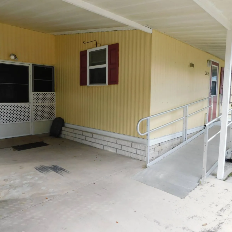 pet friendly 55+ manufactured home community florida, site inspection, Skyline Manufactured Home, lawn maintenance included, 