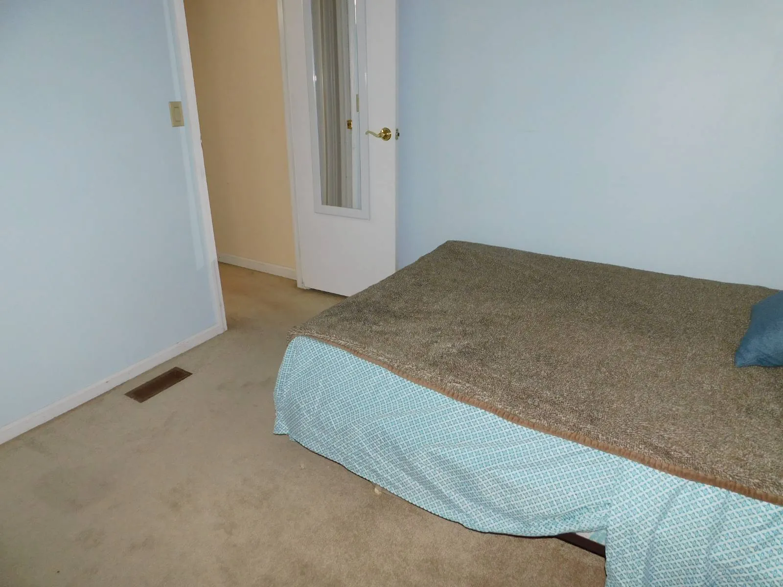 22.5 Redman II Manufactured Home (7) service and repair, New Port Richey FL, florida 55+ community with boat ramp, champion homes foley al, street lighting, Redma