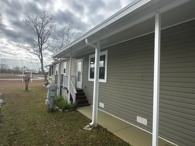 twice-weekly trash pickup, fleetwood mobile homes zephyrhills, pre-owned manufactured homes florida 55+, card room, Palm Harb